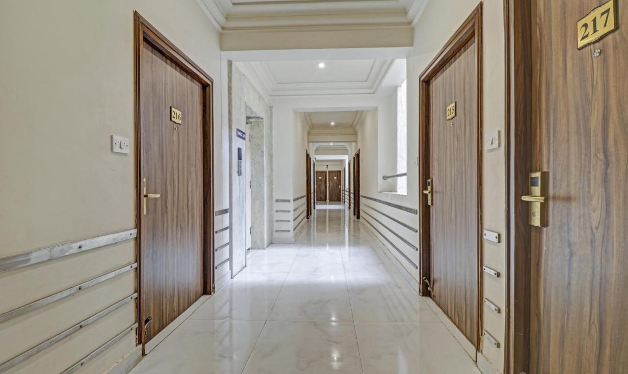 Treebo Komfort Suites, 3 Km From Mysore Palace Ngoại thất bức ảnh